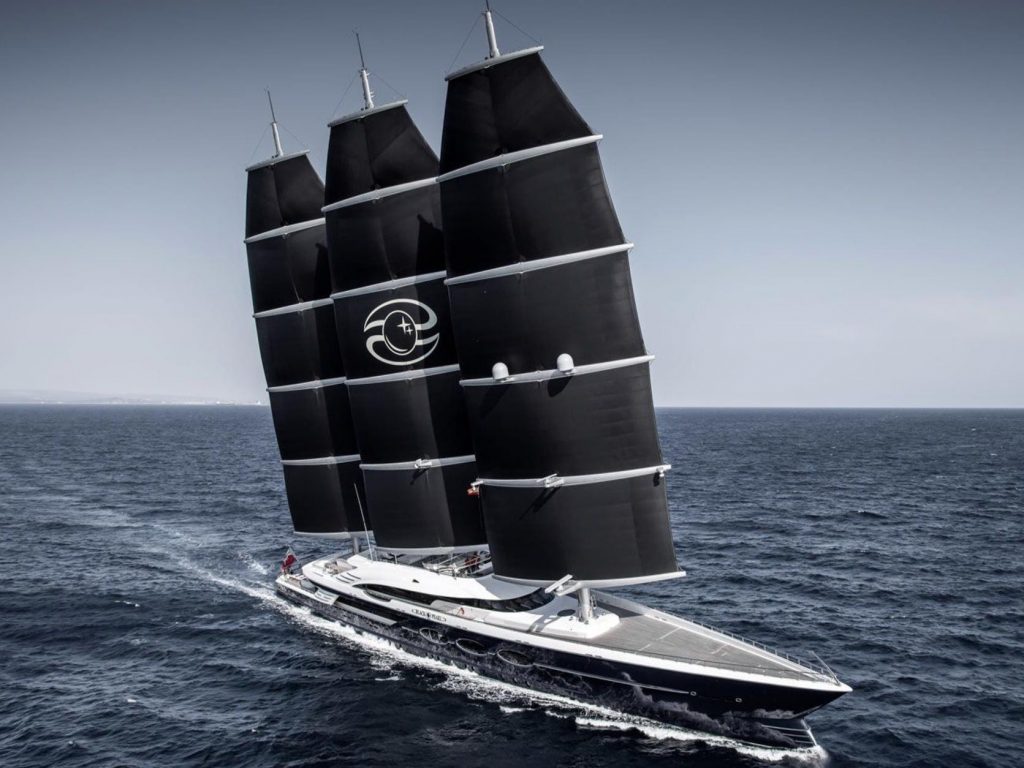 Jeff Bezos $500 Million Dollar Yacht, amazon, super yacht, historic bridge