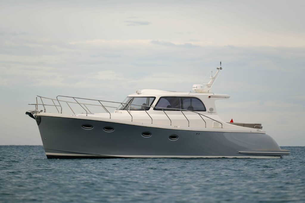 2022 Bay Bridge Boat Show, rockharbour, cabin cruiser