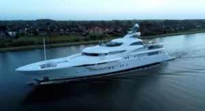 Putin's $700 Million Dollar Yacht