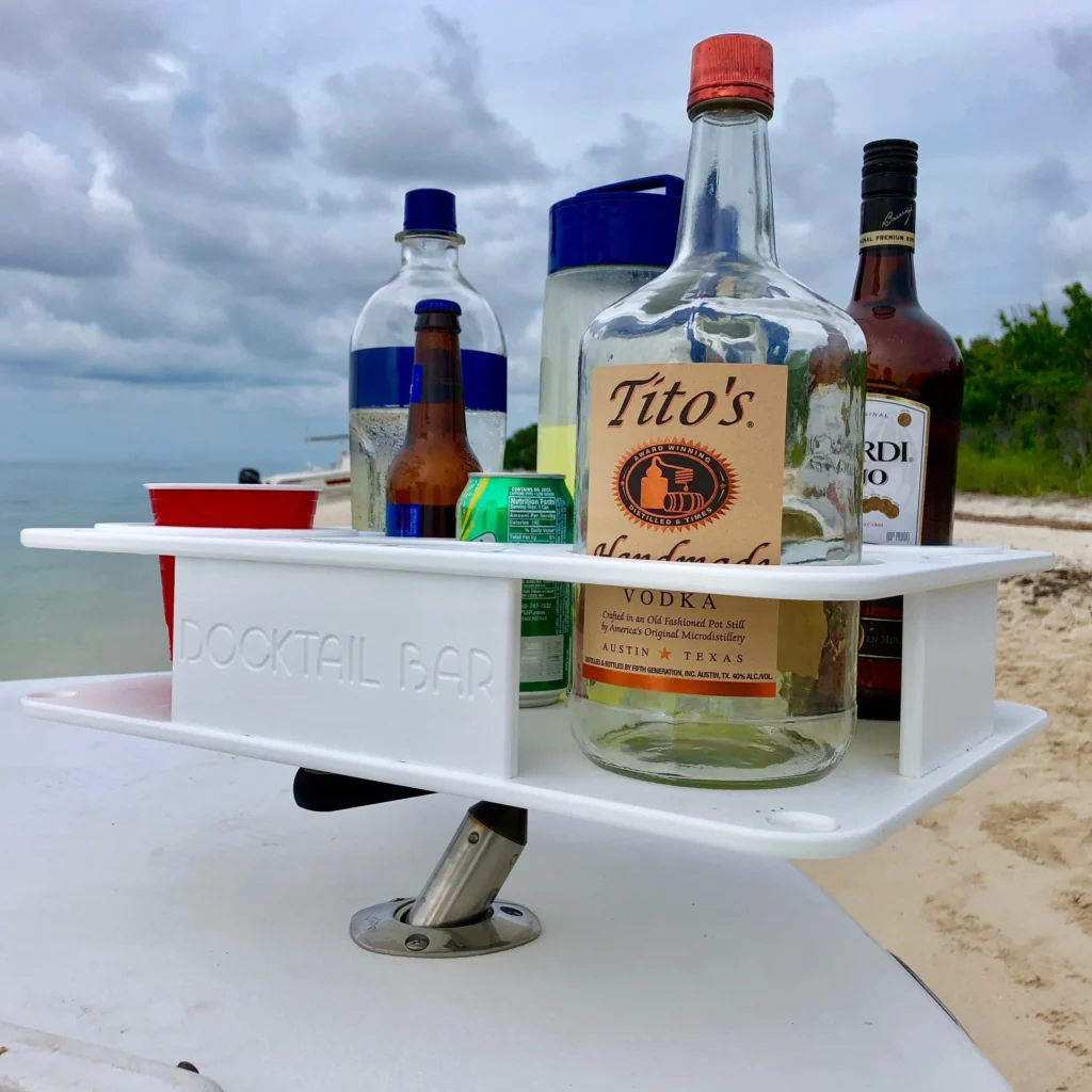 off the hook yachts, aqua lily pad, inflatable pad, water toys, boater gifts, gifts for boaters, boat lovers, water gifts, family gifts, friends gifts, summertime, easy to use, docktail bar