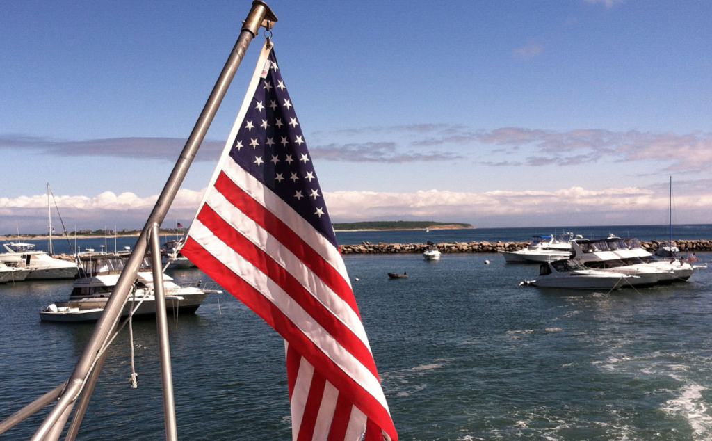 off the hook yachts, boating, boats, yachting, yachts, memorial day, memorial day boating, holiday, safe boating tips, safe boating tips for memorial day, veterans, military, american flag