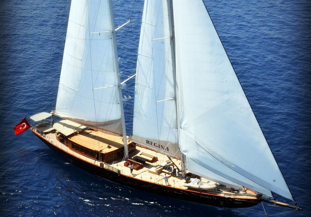 Superyachts Featured in Movies, skyfall sailing yacht, skyfall movie, james bond, james bond yacht, skyfall yacht, sailing yacht, yachting, yacht, S/Y Aria I yacht, Regina yacht, Regina sailing yacht