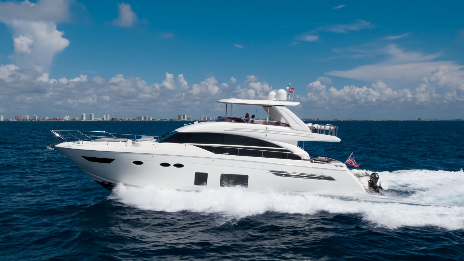 2015 PRINCESS 68 FLYBRIDGE Motor yacht