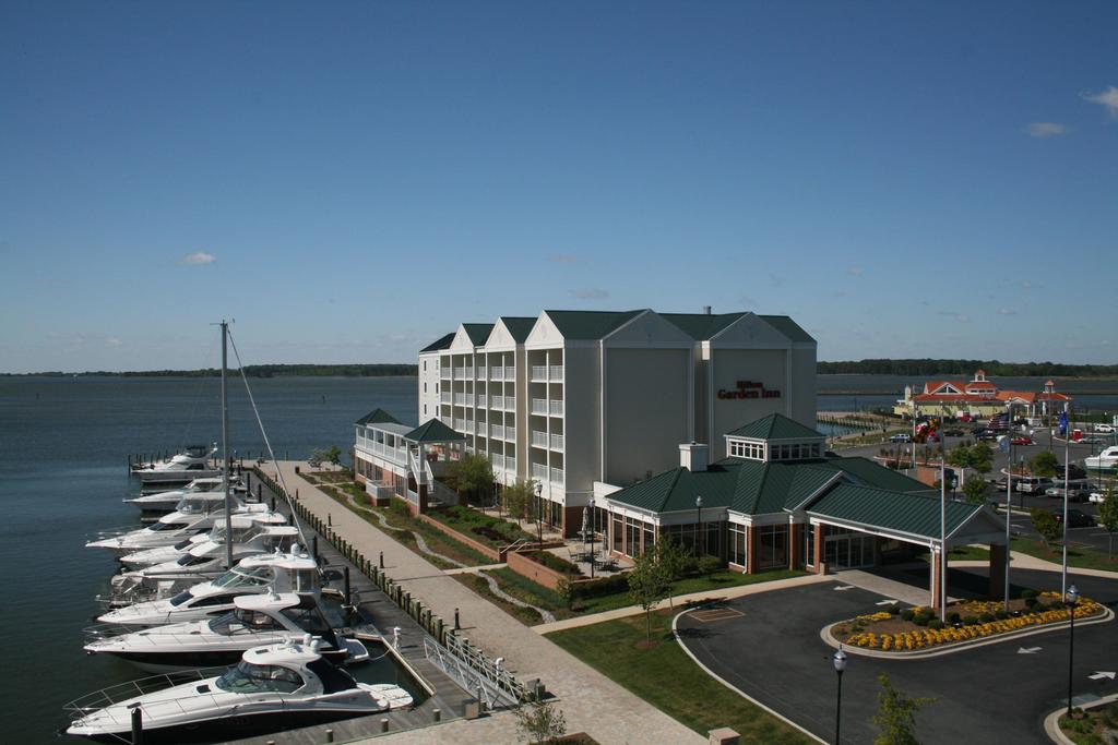 Off The Hook Yacht Sales Maryland Open House Event!