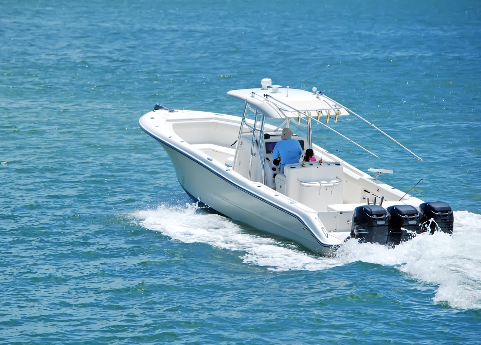 Five Reasons to Sell Your Boat Before Winter