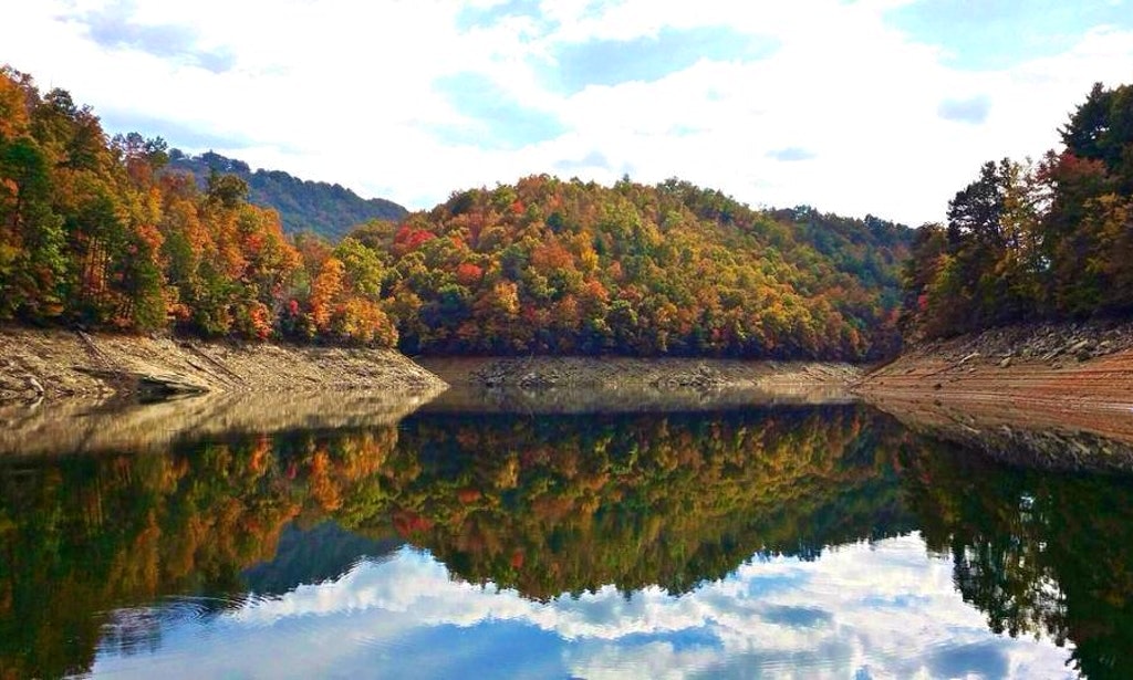 Fun Fall Boating Activities